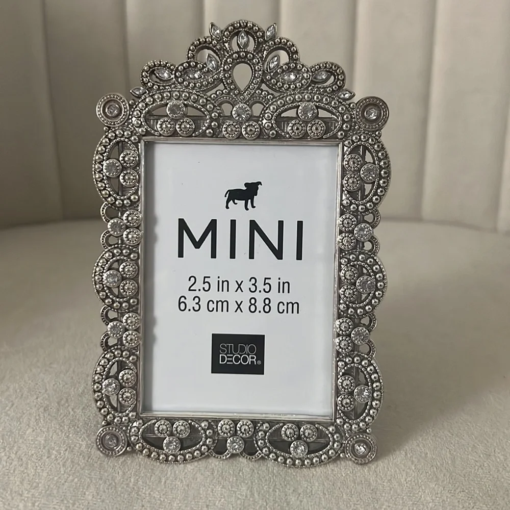 Mini Frame - Picture 2 of 6